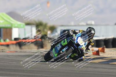 media/Oct-30-2025-Racers Edge (Thu) [[dabbdaf680]]/2-A Group/Session 2 (Turn 16)/